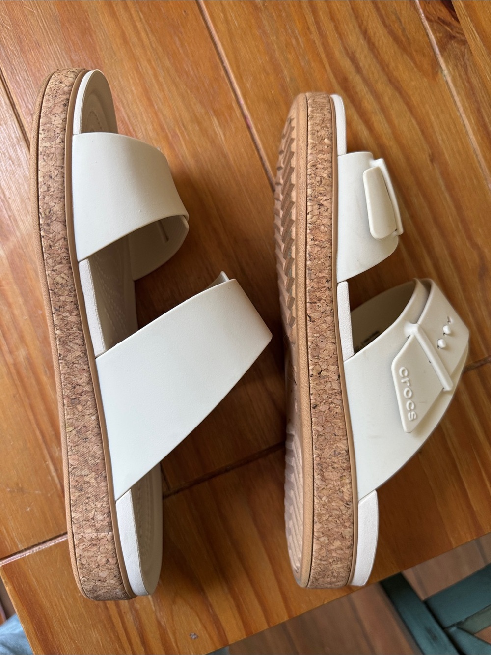 Crocs Brooklyn Buckle low cork sandals - Picture 7 of 7